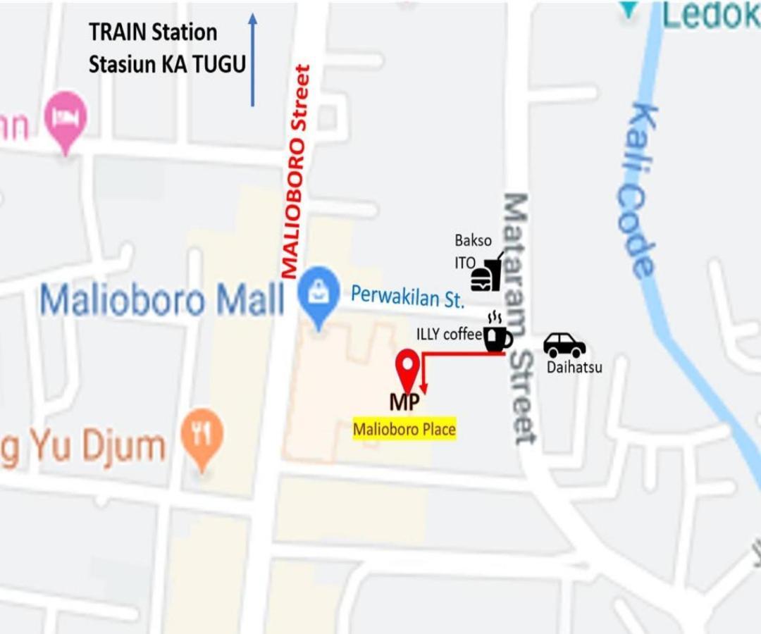 Malioboro Place Yogyakarta Exteriör bild