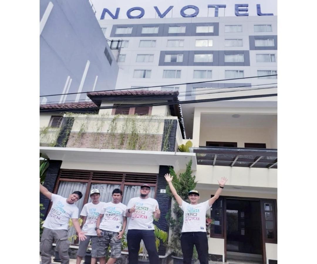 Malioboro Place Yogyakarta Exteriör bild