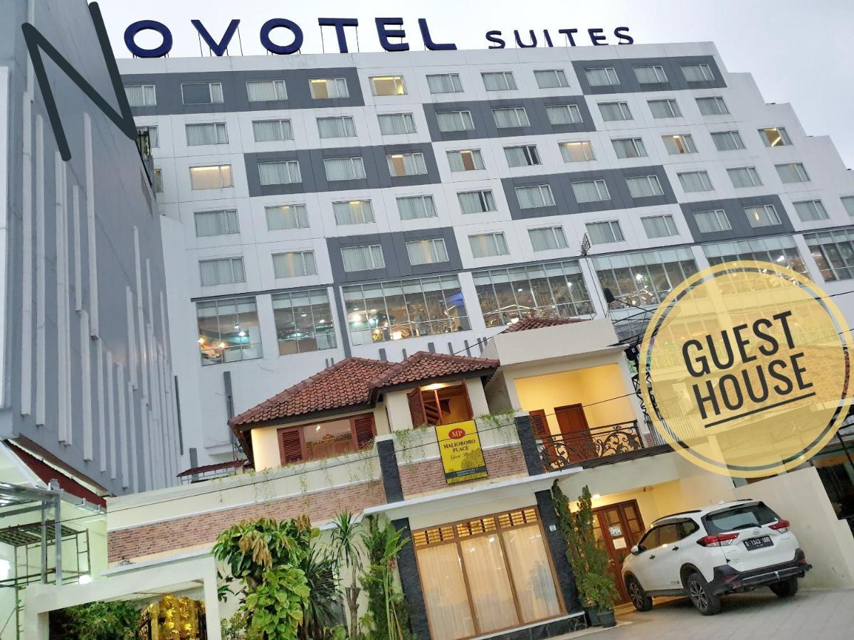 Malioboro Place Yogyakarta Exteriör bild
