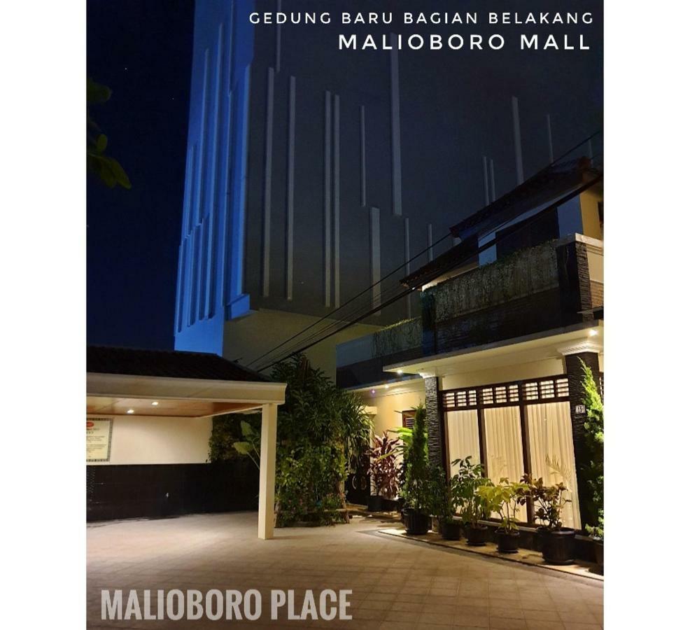 Malioboro Place Yogyakarta Exteriör bild