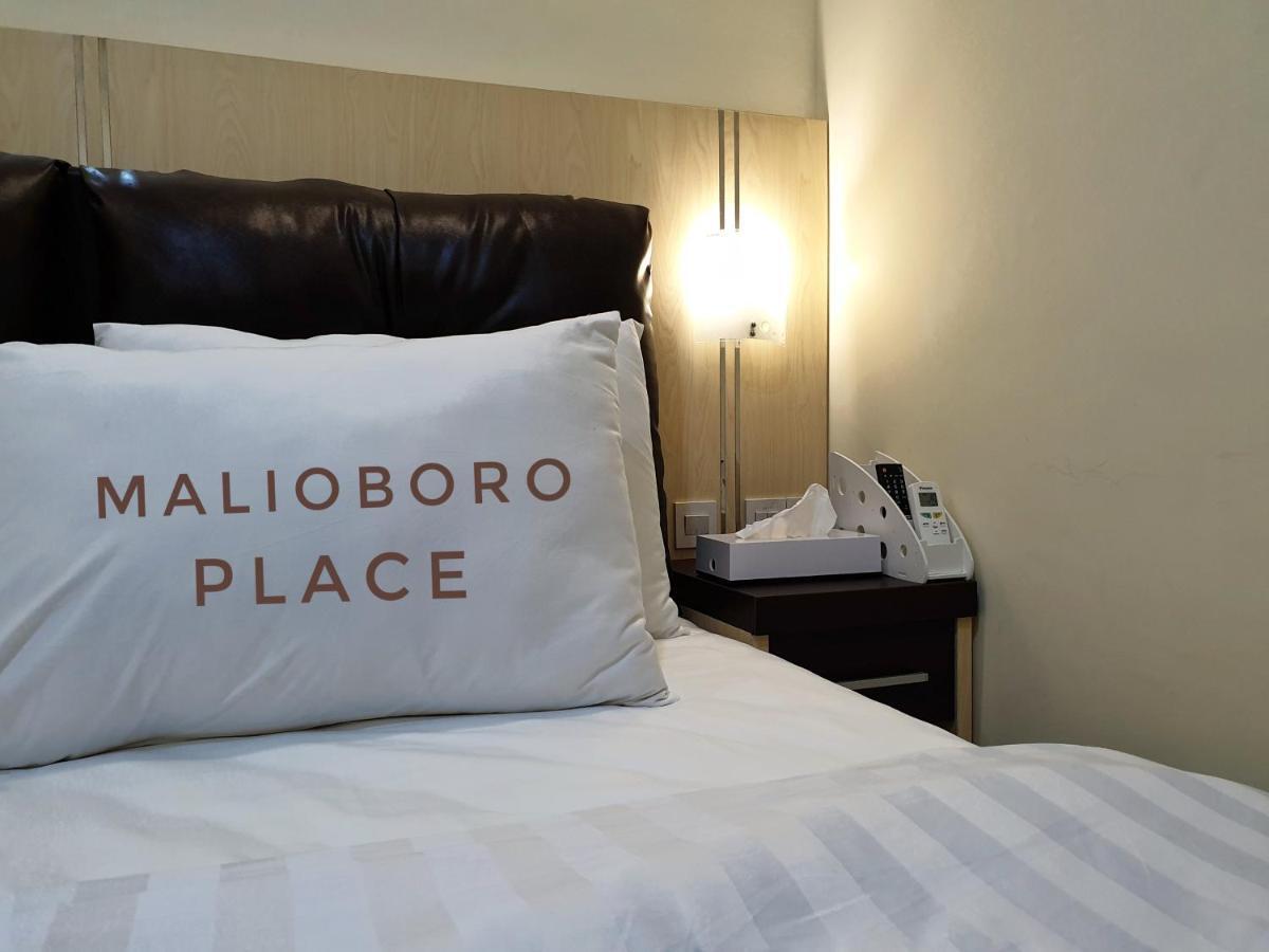 Malioboro Place Yogyakarta Exteriör bild